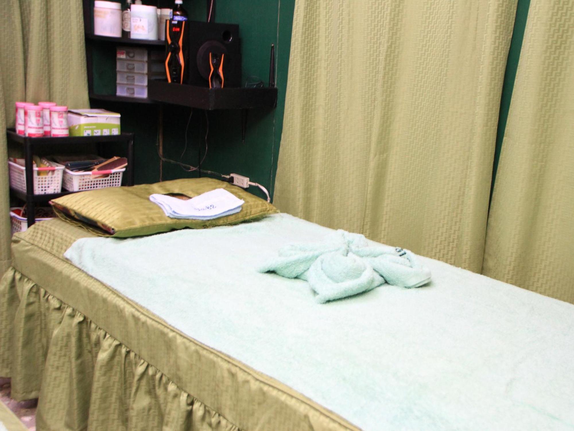 บัดลาดซ์ บีช แอนด์ ไดฟ์ รีสอร์ต Hotel ปูแอร์โตกาเลรา ภายนอก รูปภาพ