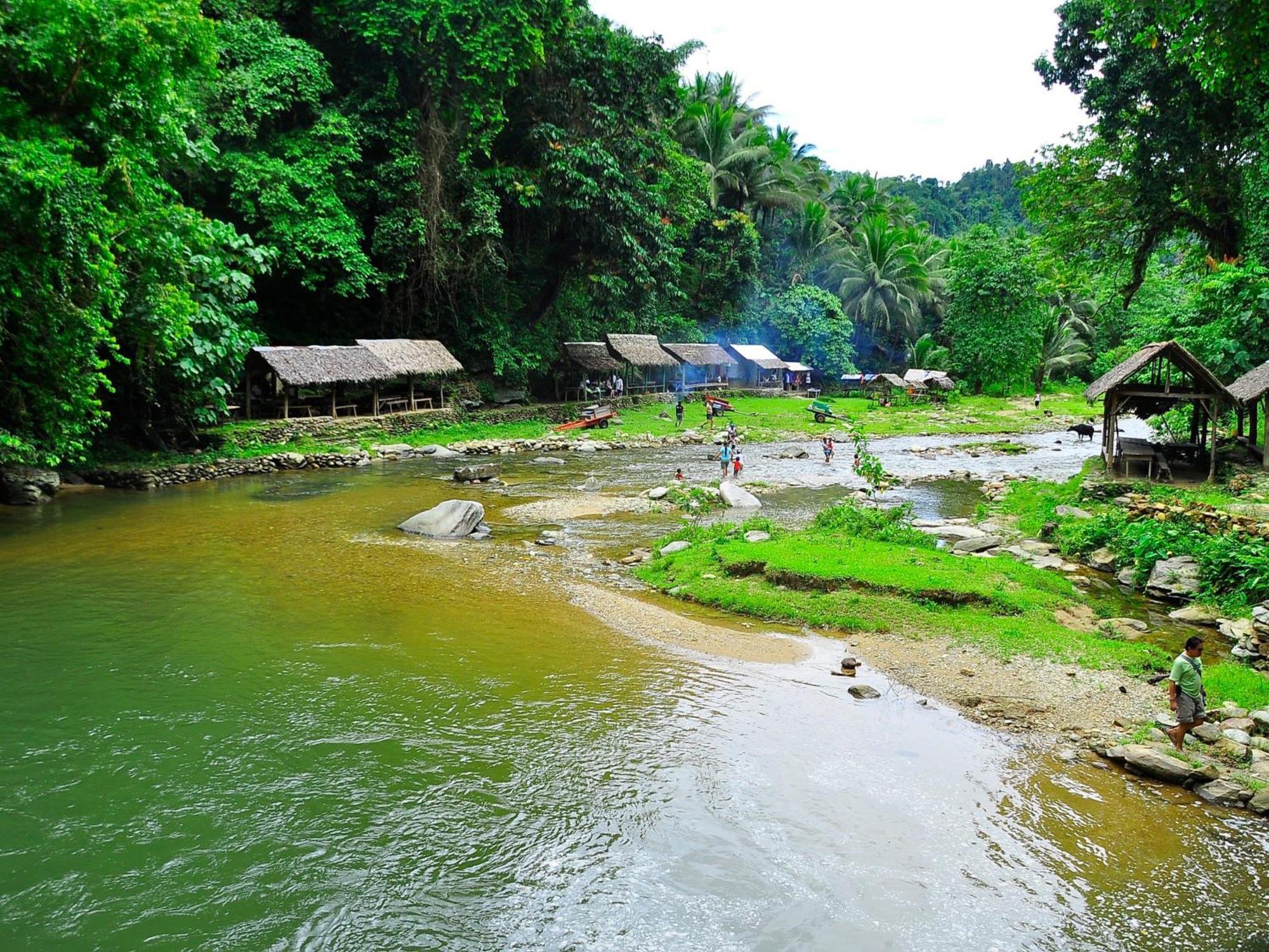 บัดลาดซ์ บีช แอนด์ ไดฟ์ รีสอร์ต Hotel ปูแอร์โตกาเลรา ภายนอก รูปภาพ