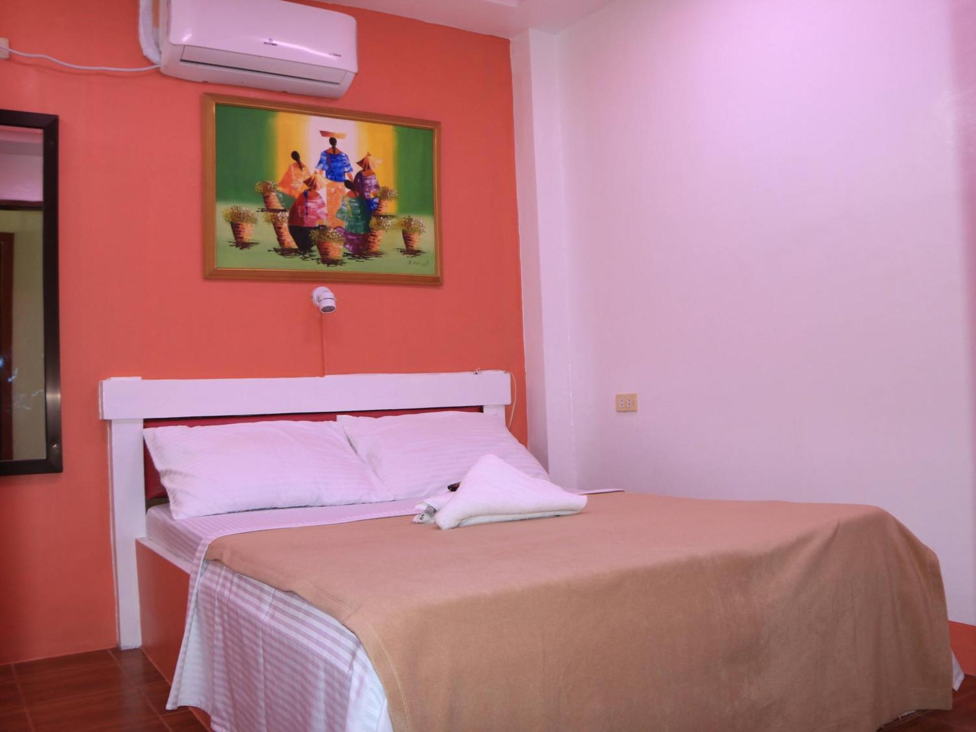 บัดลาดซ์ บีช แอนด์ ไดฟ์ รีสอร์ต Hotel ปูแอร์โตกาเลรา ห้อง รูปภาพ