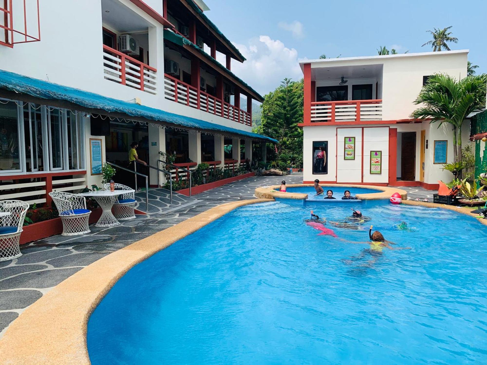 บัดลาดซ์ บีช แอนด์ ไดฟ์ รีสอร์ต Hotel ปูแอร์โตกาเลรา ภายนอก รูปภาพ