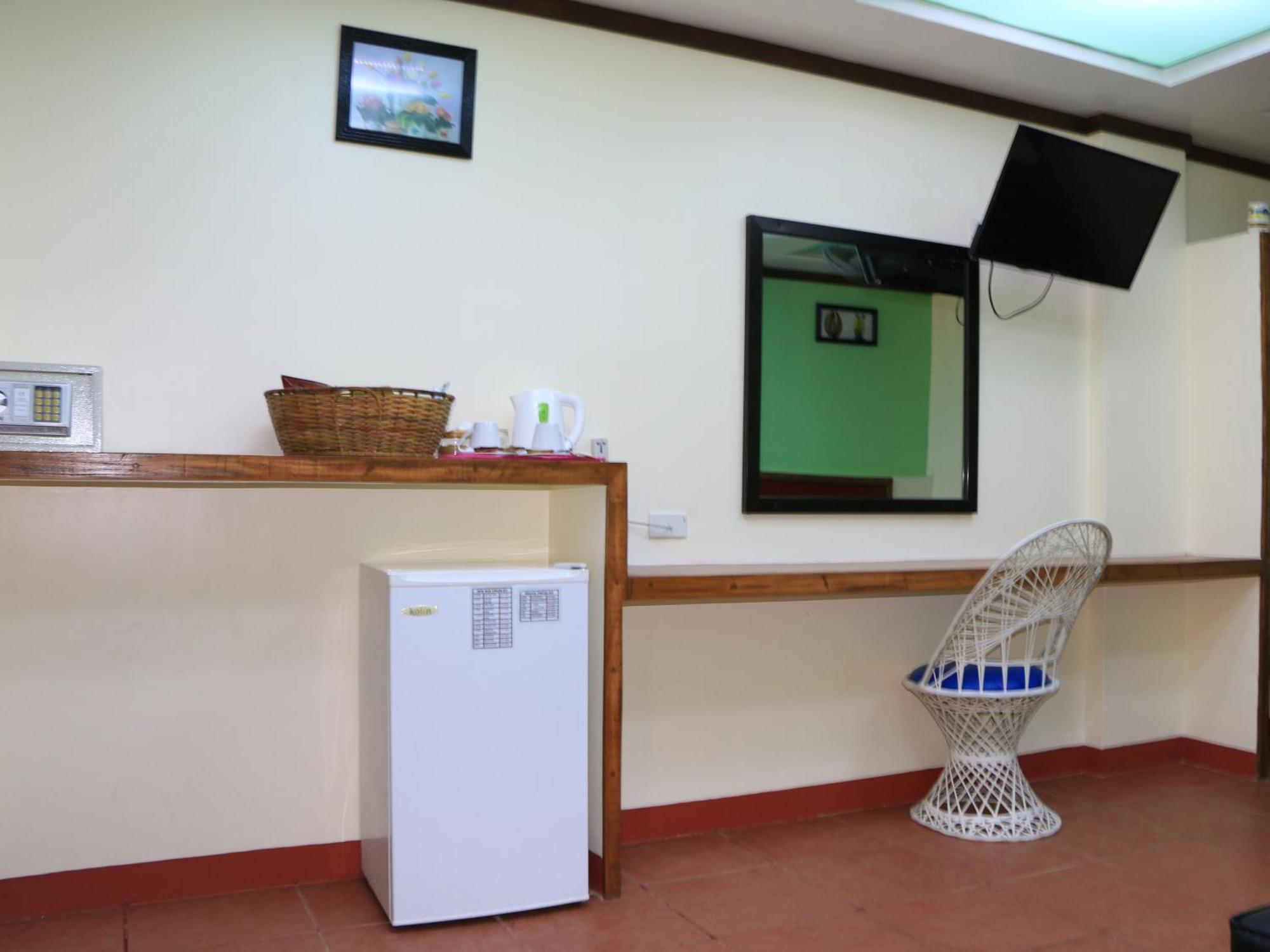 บัดลาดซ์ บีช แอนด์ ไดฟ์ รีสอร์ต Hotel ปูแอร์โตกาเลรา ห้อง รูปภาพ